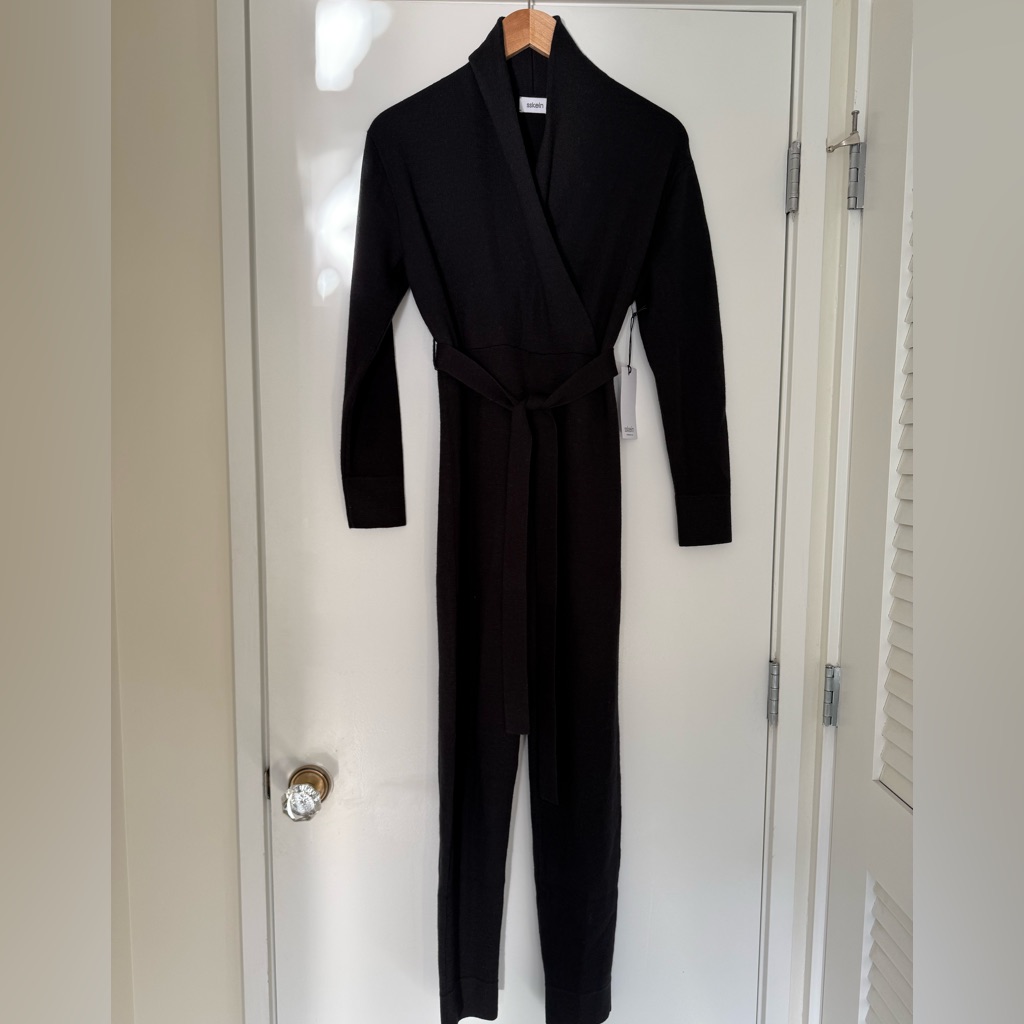 Sskien Wrap Neck Jumpsuit. Nwt. Xs Black